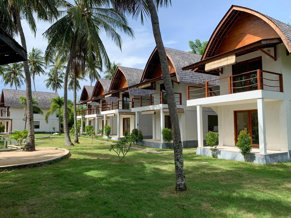 The Club Villas Lombok Sekotong Exterior foto