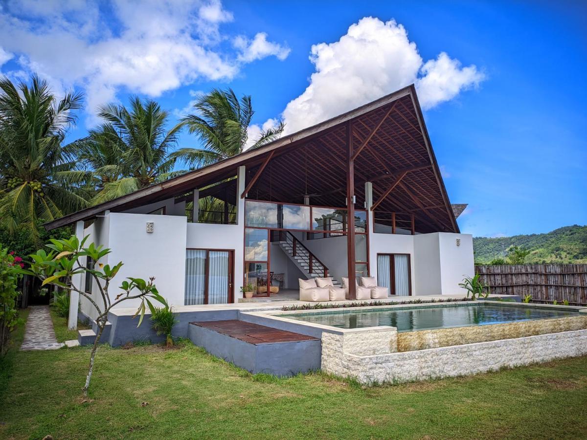 The Club Villas Lombok Sekotong Exterior foto